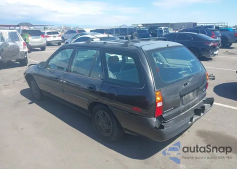 1998 Ford Escort Se z USA, uszkodzony, nr VIN 3FAFP15P0WR238401